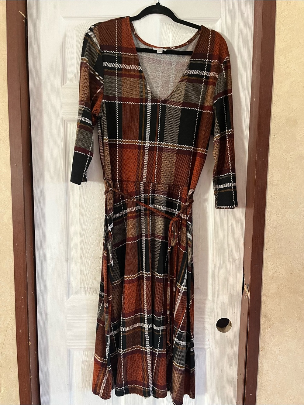 Olivia Mathews Autumn Colors Long Sleeve Plaid V-Neck Midi Dress - Size L